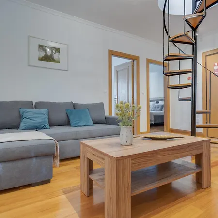 Encanto Em Apartman *