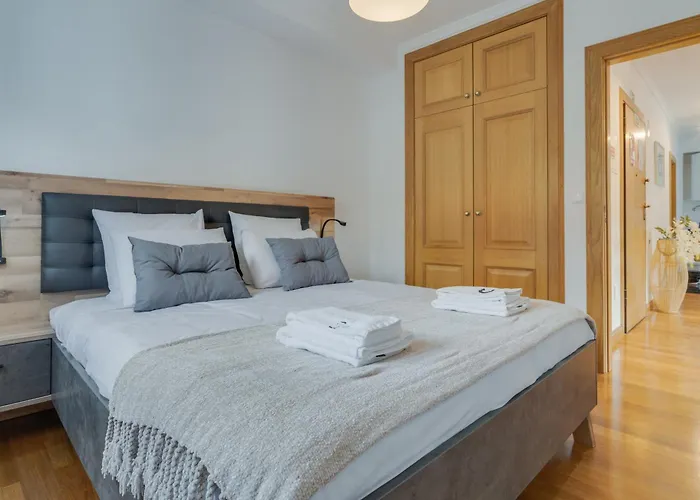 Encanto Em * Santa Cruz (Madeira)